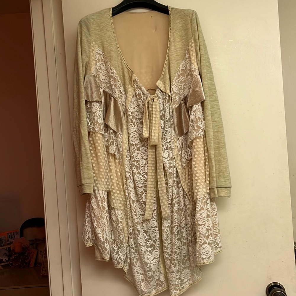 Ruffled jacket